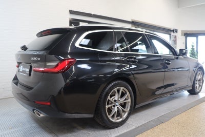 BMW 330e Touring Sport Line aut.