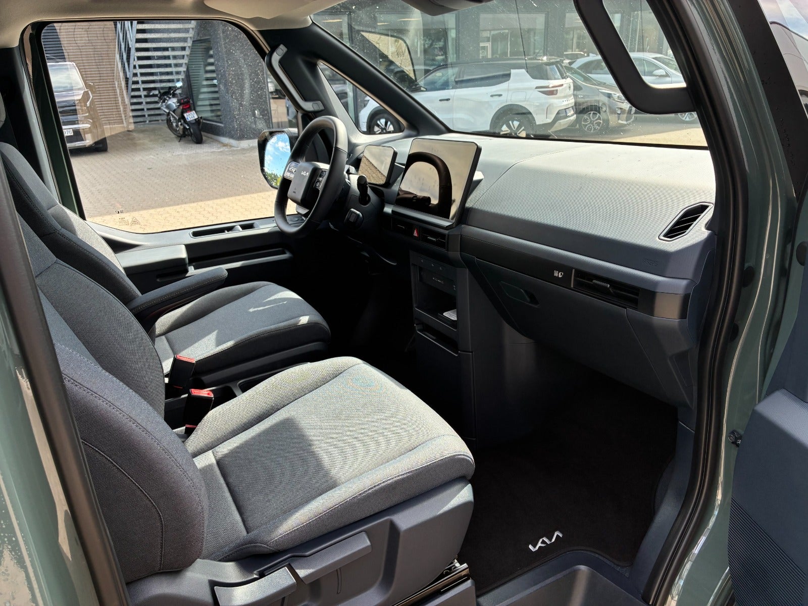 Kia PV5 Cargo L2H1 Long Range Work