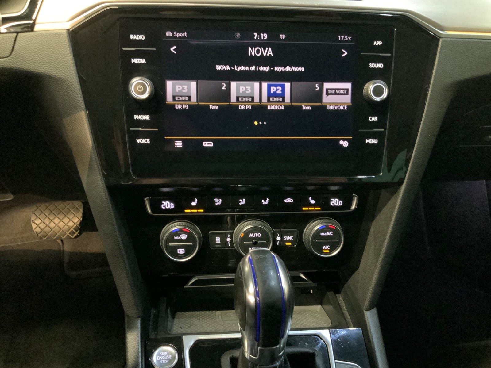 VW Passat