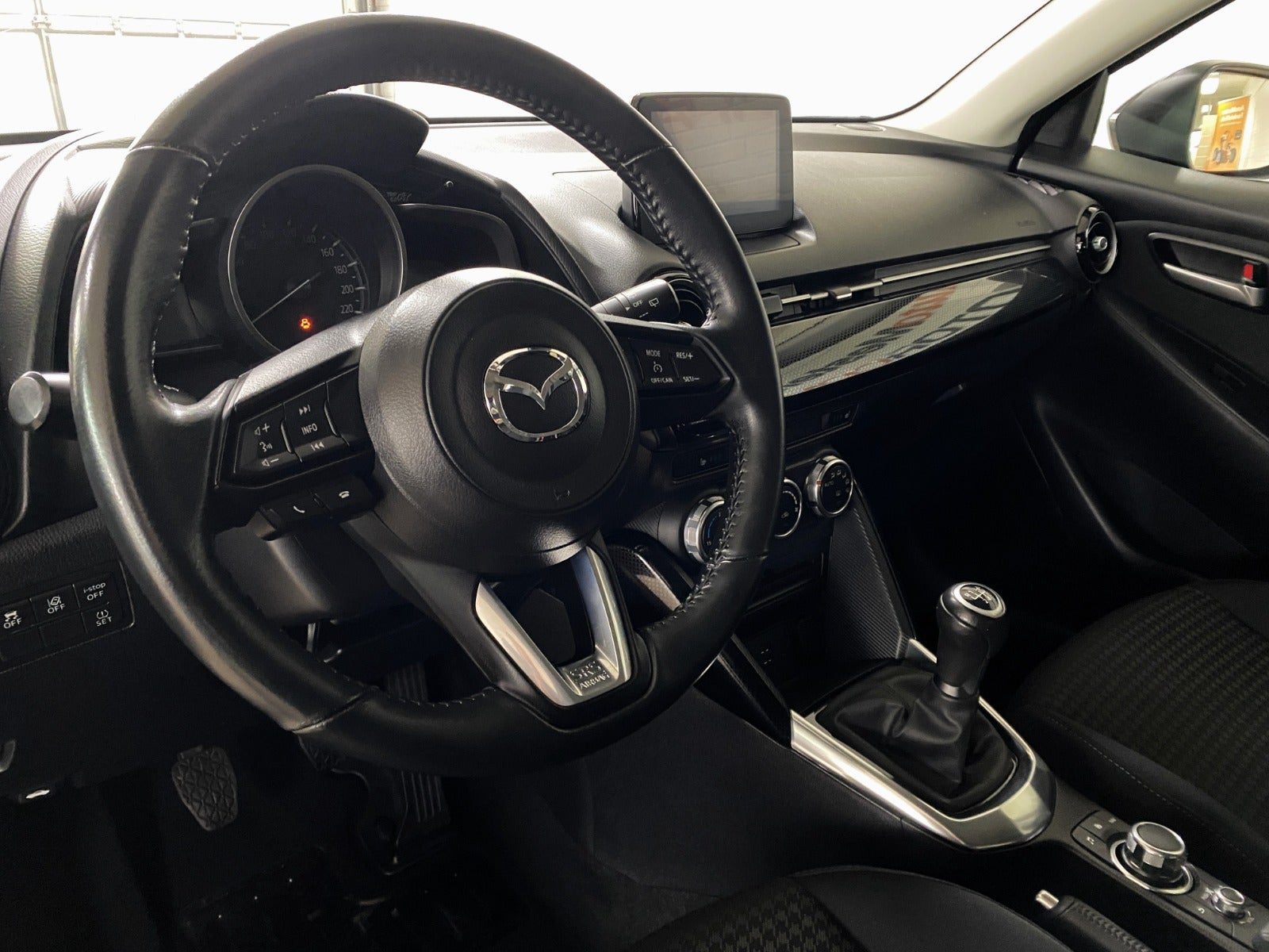 Mazda 2 2018