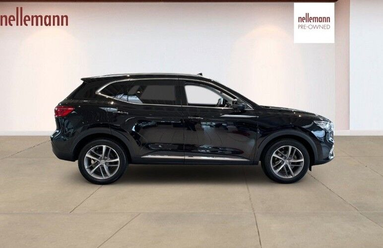 MG EHS PHEV Luxury