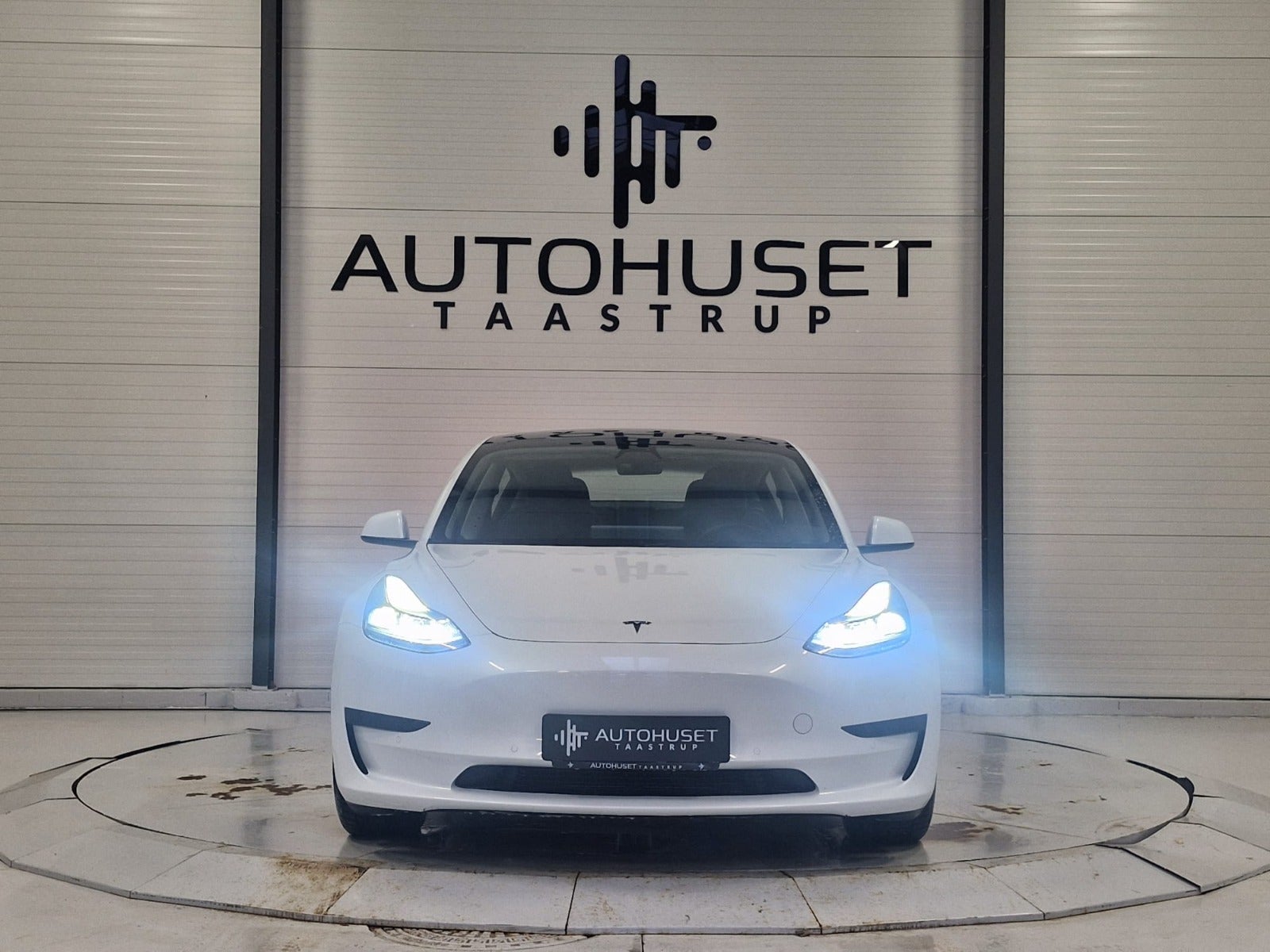 Billede af Tesla Model 3  Standard Range+ RWD