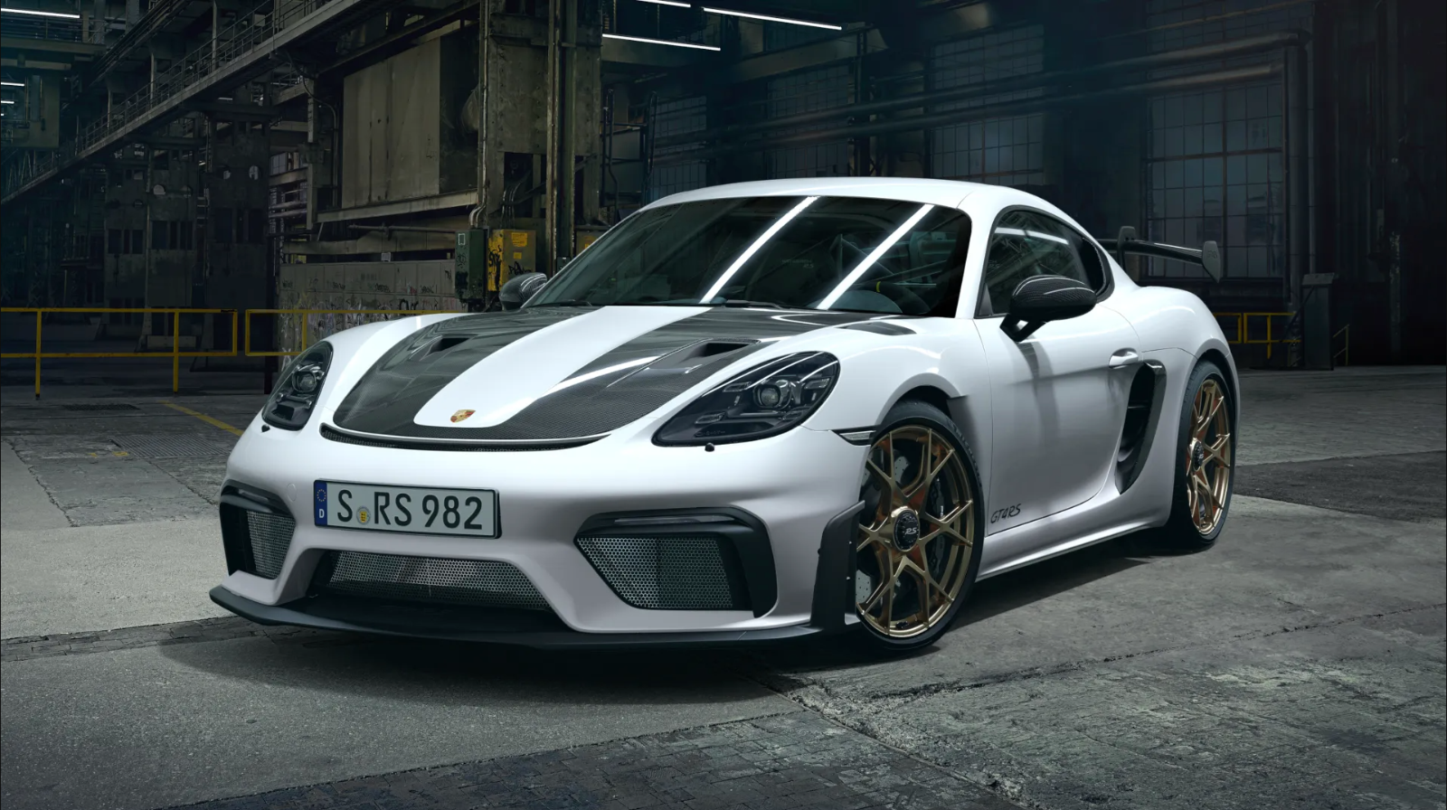 Porsche 718 Cayman GT4 RS