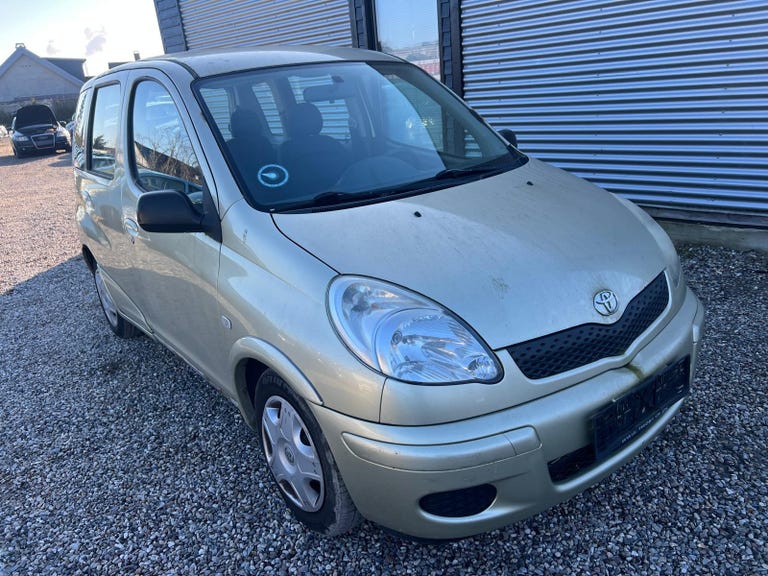 Toyota Yaris Verso Terra aut.