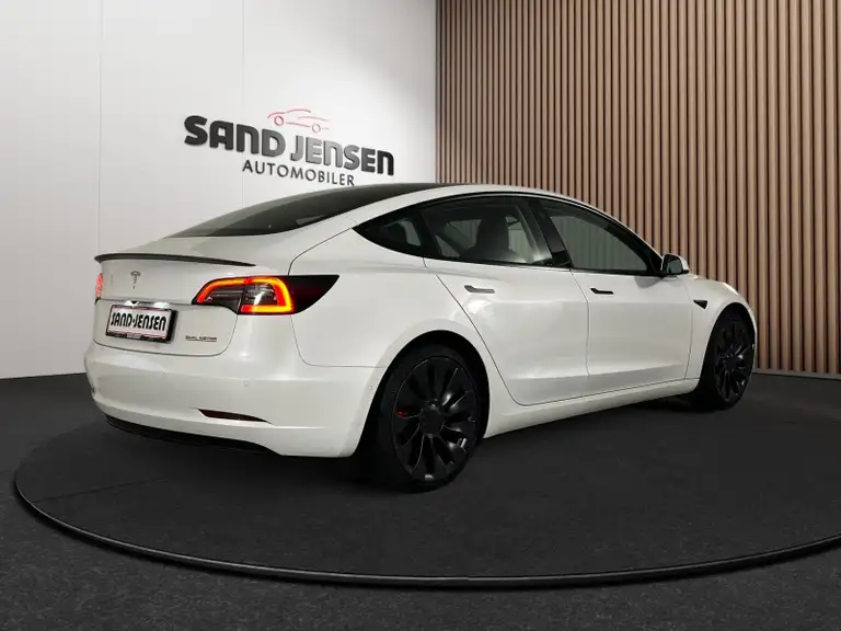 Tesla Model 3 Performance AWD