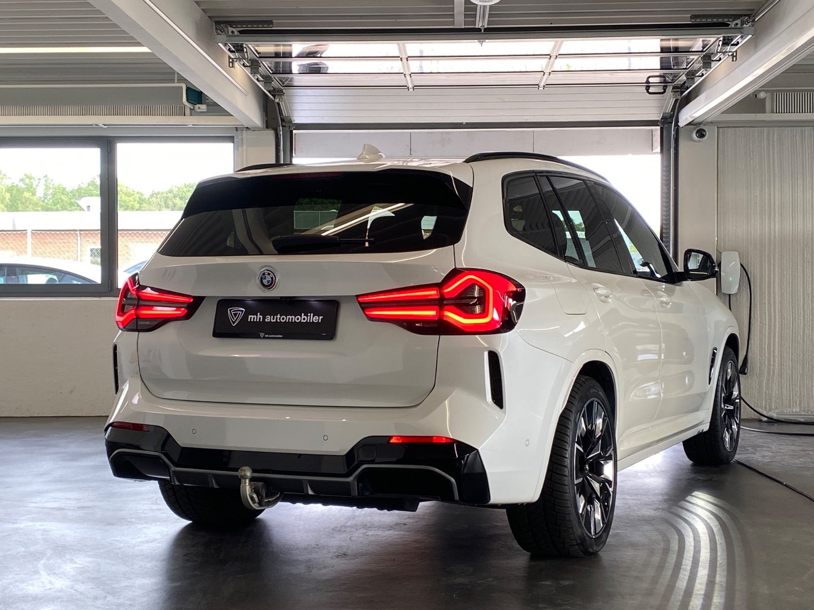 Billede af BMW iX3  Charged Plus M-Sport