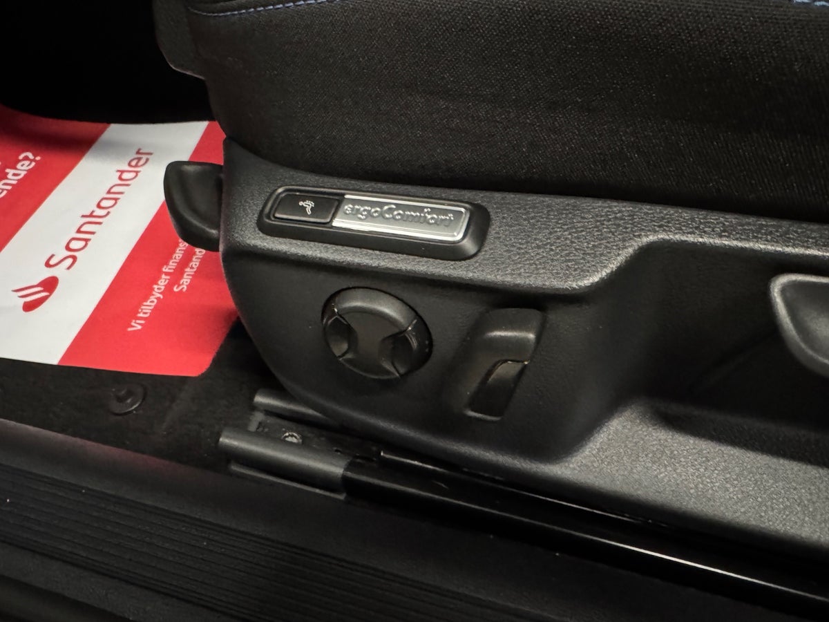 VW Passat GTE Variant DSG