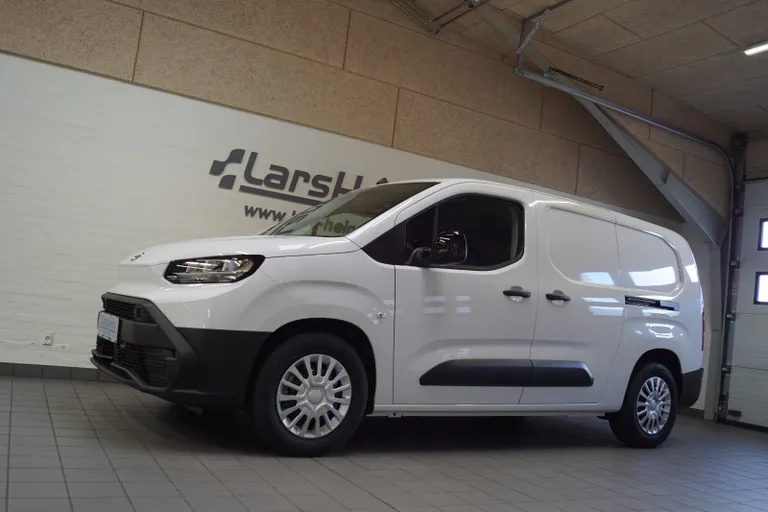 Toyota ProAce City Long Comfort Master