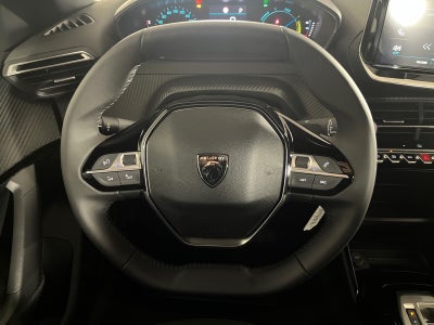 Peugeot e-2008 Active