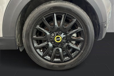 MINI Cooper SE Classic Trim
