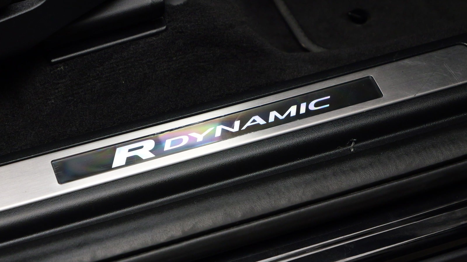 Land Rover Discovery Sport P300e R-Dynamic SE aut.