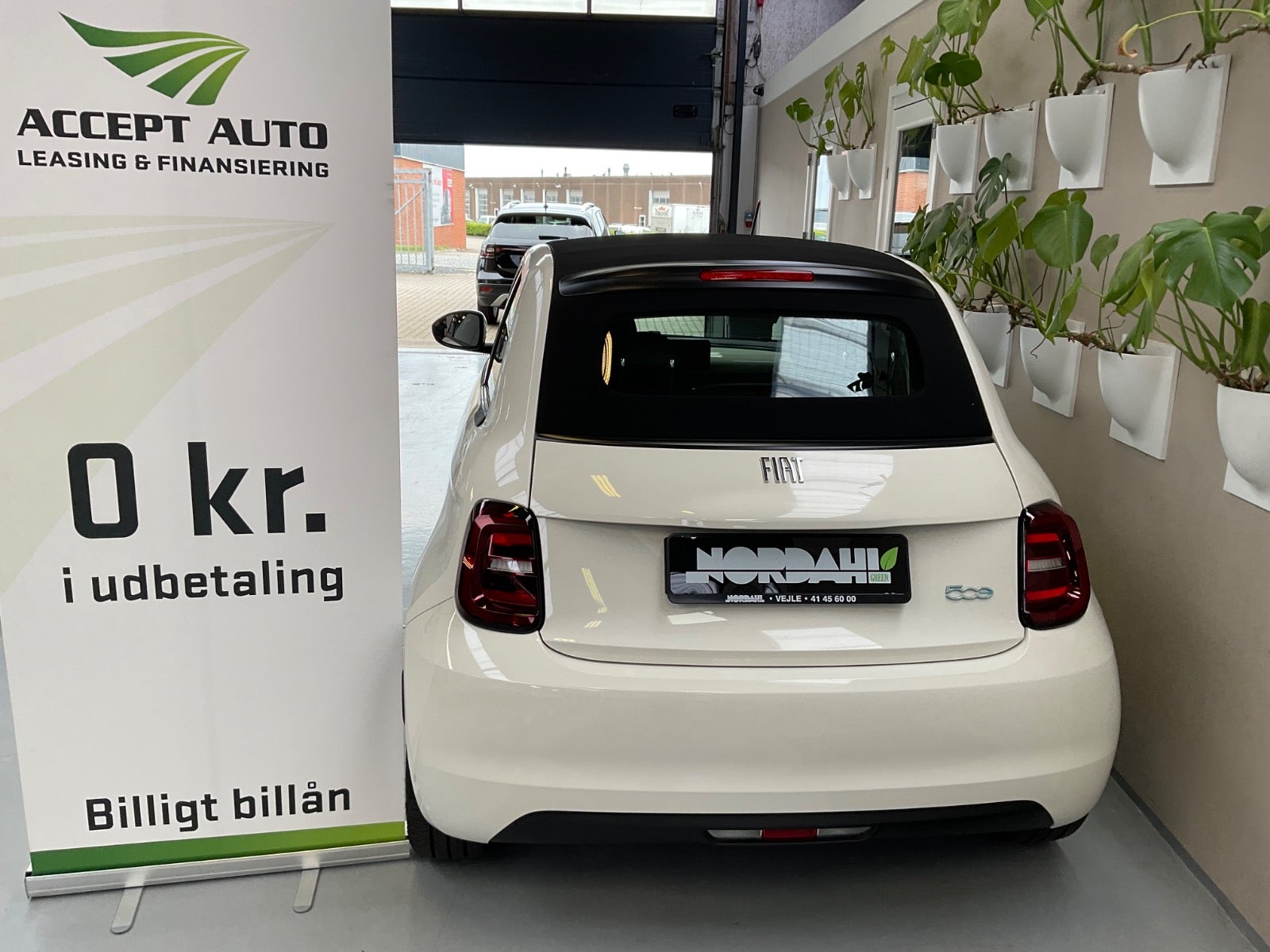 Fiat 500e 42 Icon Cabrio 2d - 8