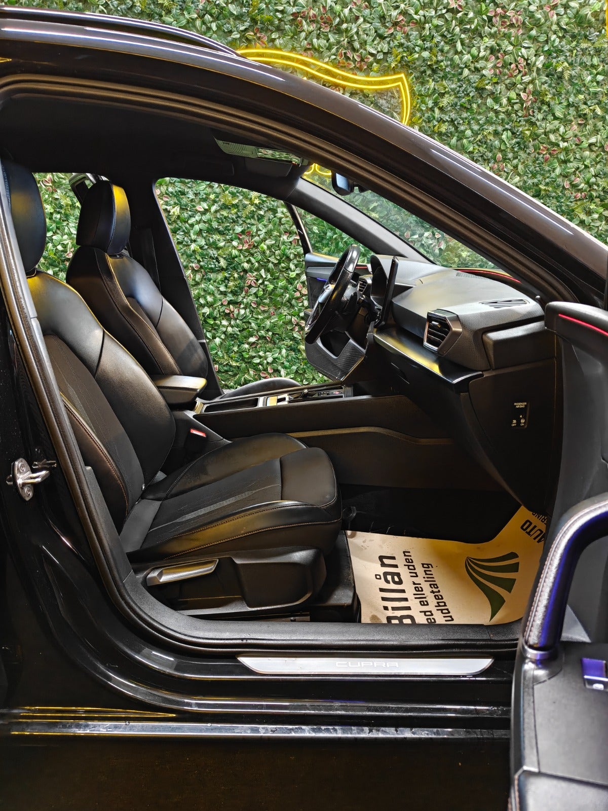 Billede af Cupra Leon 1,5 eTSi High Sportstourer DSG