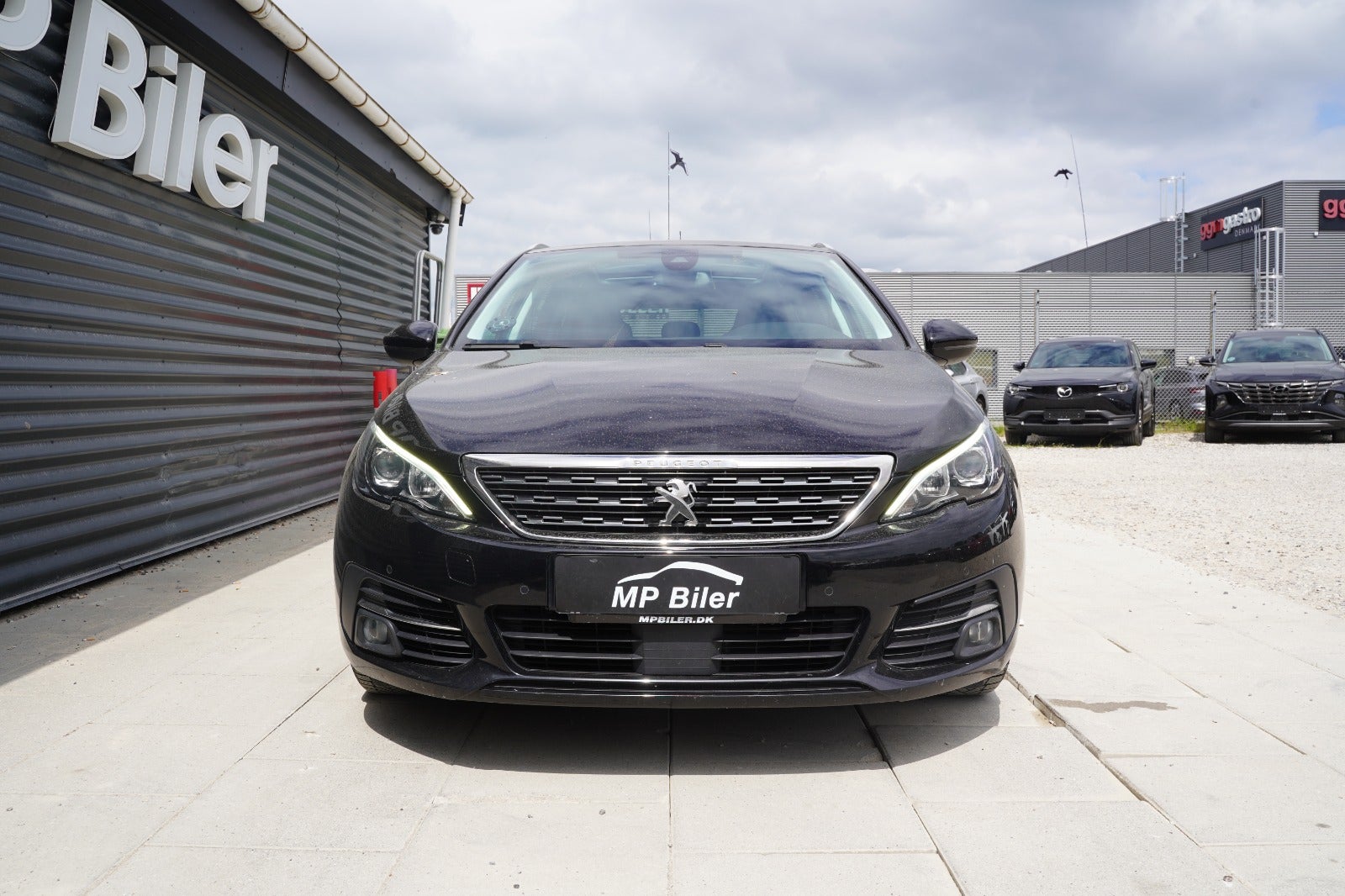 Billede af Peugeot 308 1,5 BlueHDi 130 Allure Sky SW