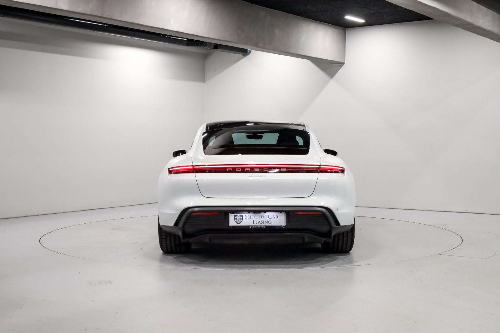 Porsche Taycan Performance+