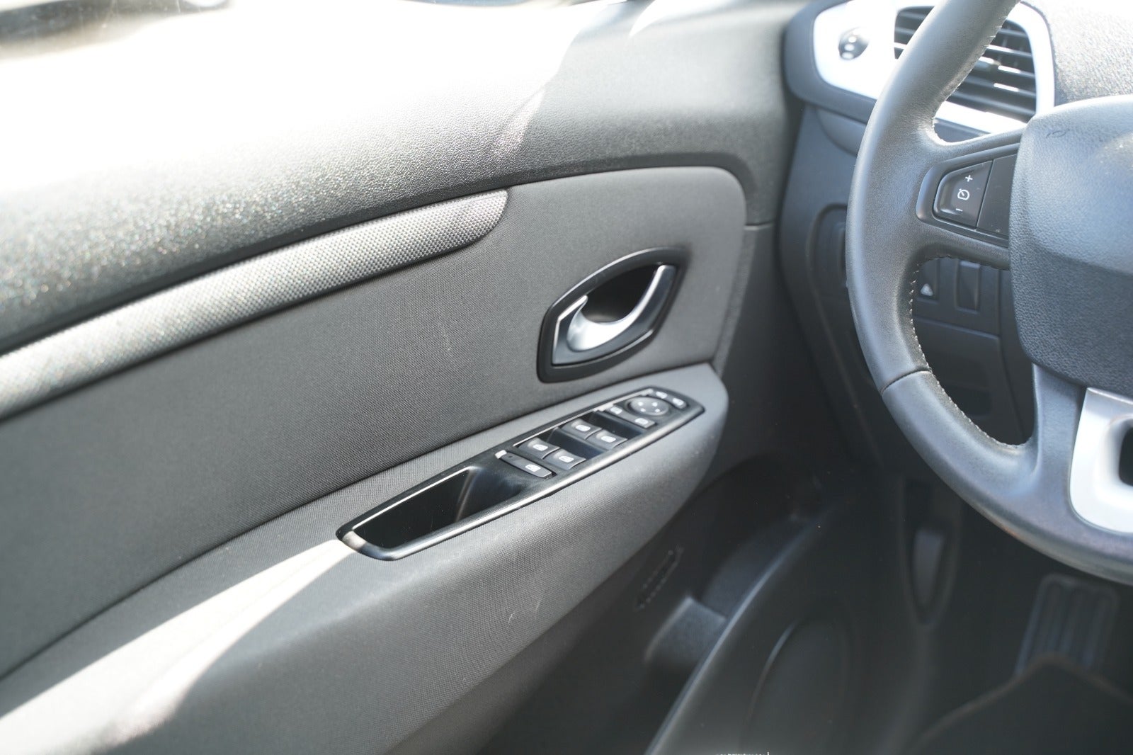 Billede af Renault Grand Scenic III 1,6 16V Authentique