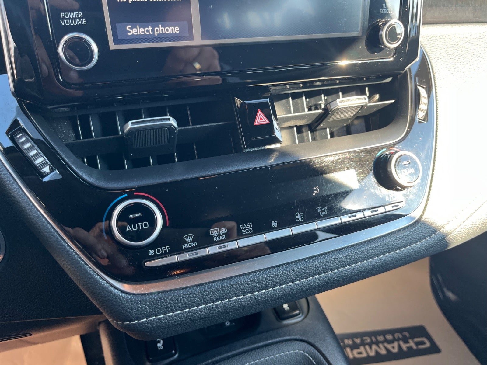 Billede af Toyota Corolla 1,8 Hybrid H3 Design Touring Sports MDS