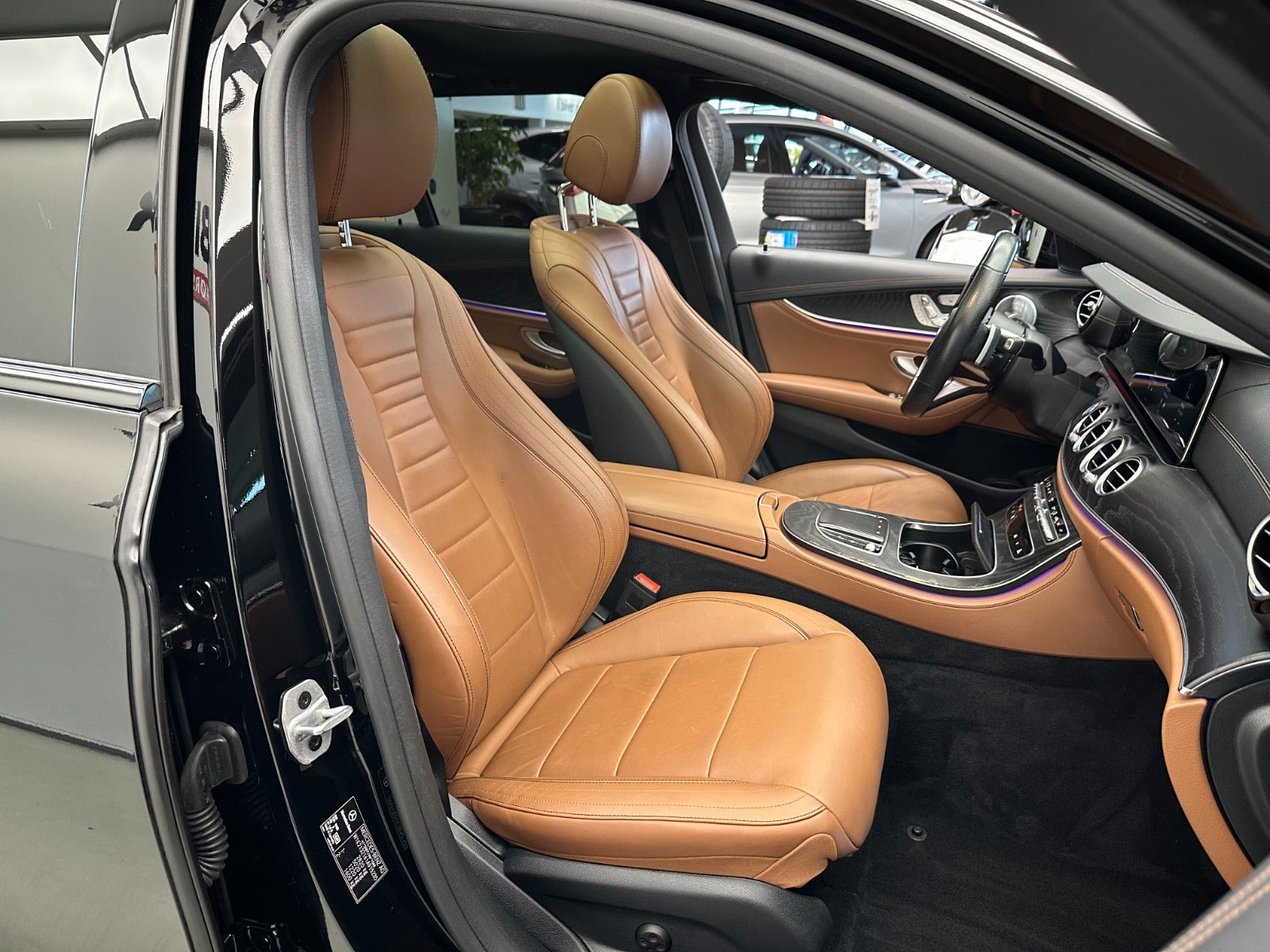 Billede af Mercedes E300 de 2,0 AMG Line stc. aut.