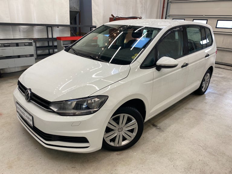 VW Touran TDi 110 Comfortline Van