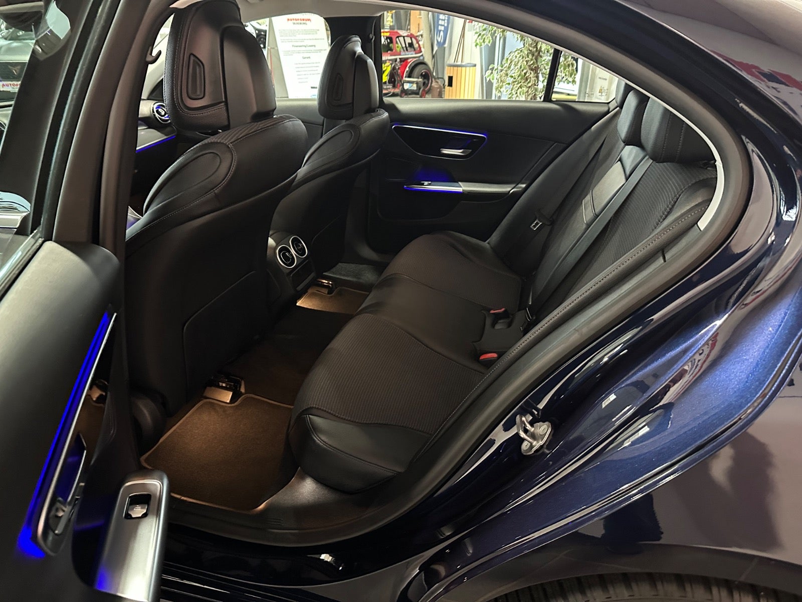 Mercedes C220 d, Billede 4