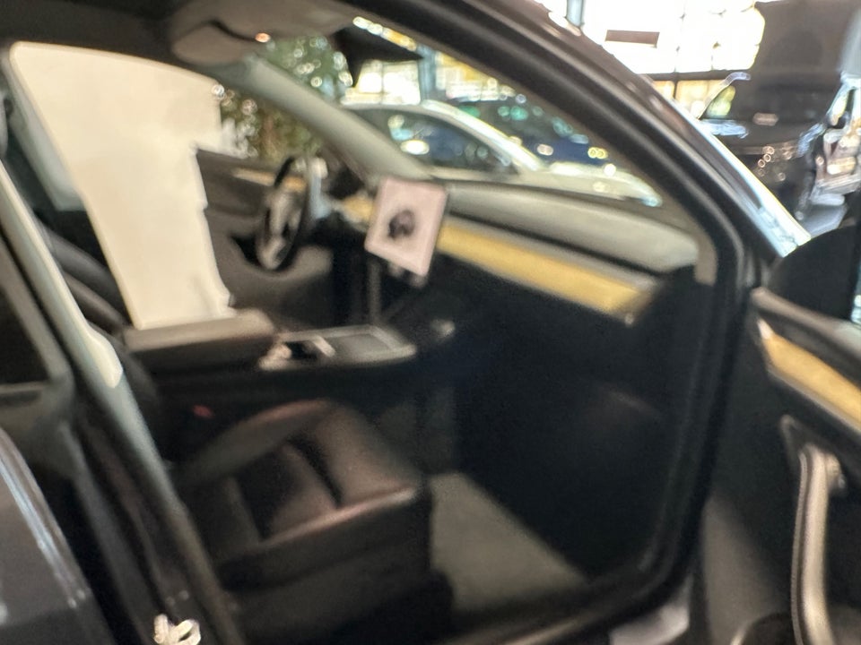 Tesla Model Y, Billede 5
