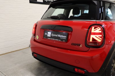 MINI Cooper SE Classic Trim