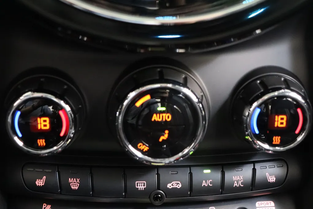 MINI Cooper SE Edition Premium Plus