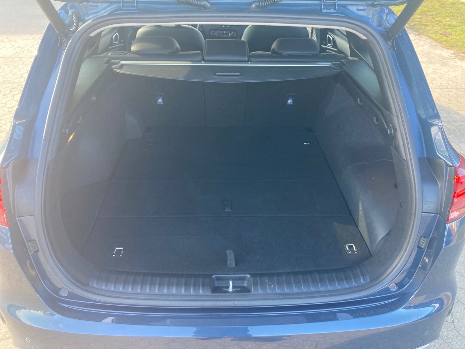 Kia Ceed PHEV Upgrade Intro SW DCT