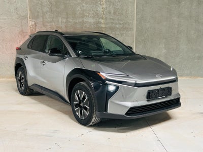 Toyota bZ4X 73 Executive 5d