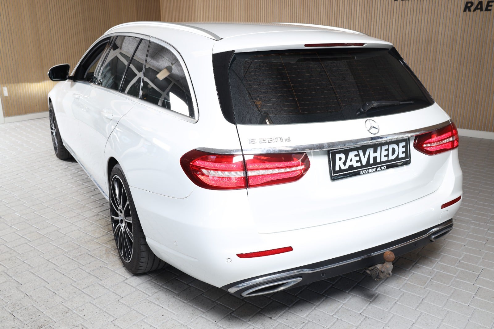 Mercedes E220 d Avantgarde stc. aut. – 4