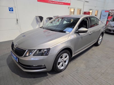 Skoda Octavia 1,6 TDi 115 Style DSG 5d