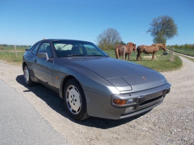 Porsche 944 2,5 S 3d