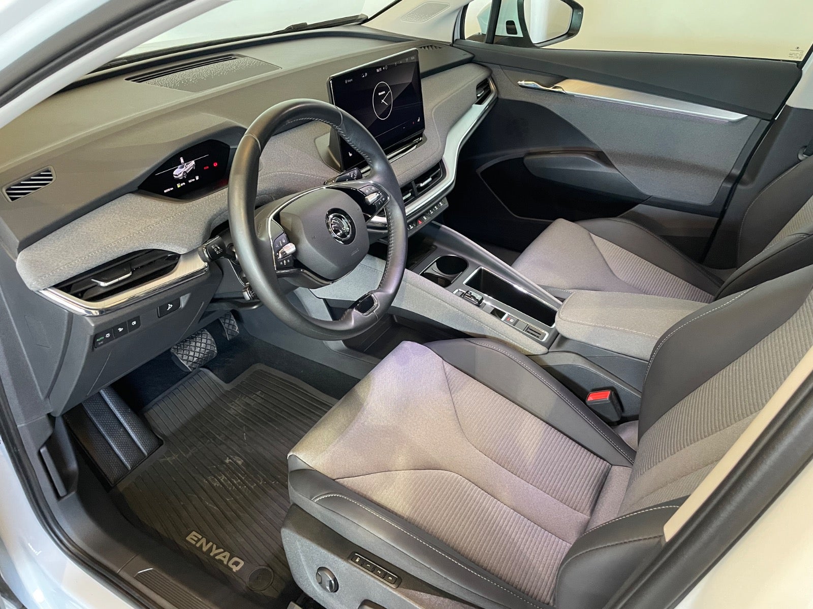 Skoda Enyaq iV Plus Loft