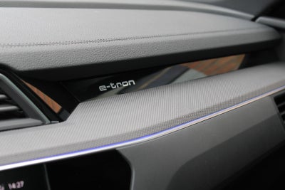 Audi e-tron Black Edition S-line quattro