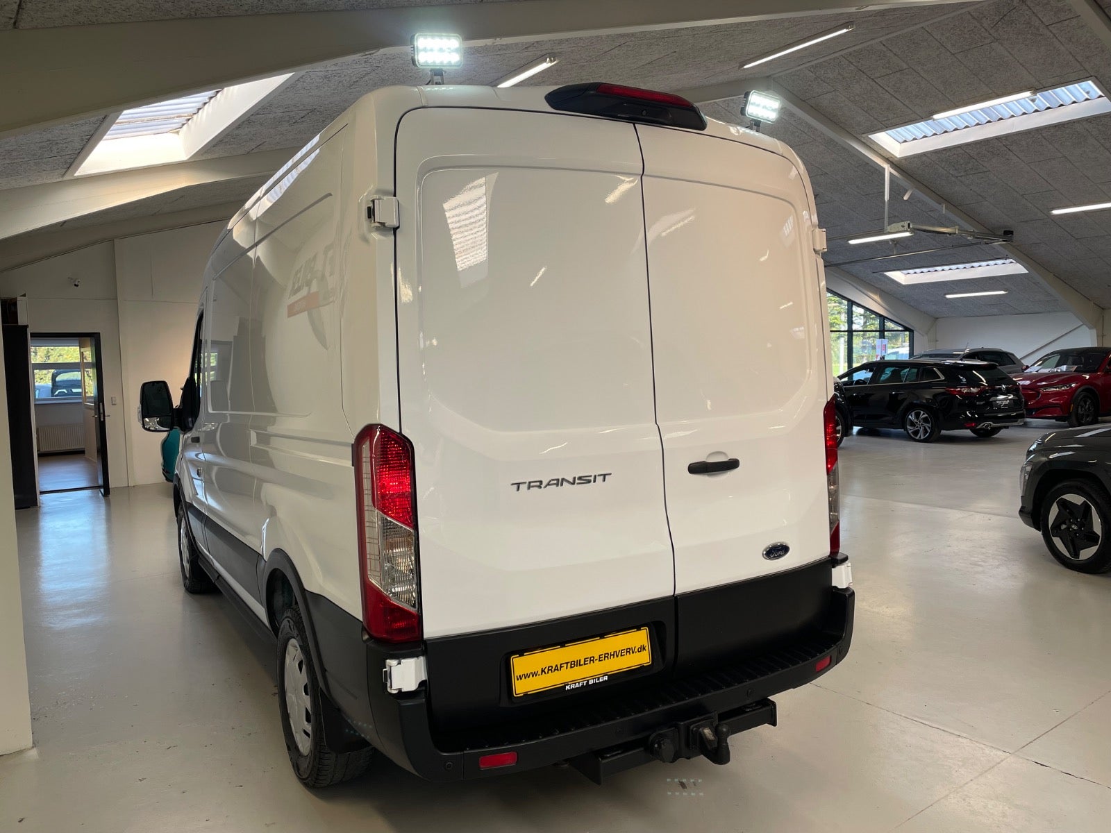 Billede af Ford Transit 350 L2 Van 2,0 TDCi 185 Trend H2 FWD