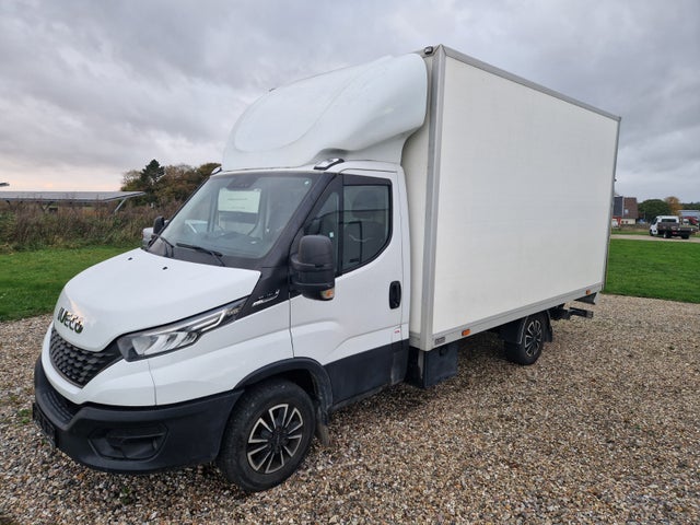 Iveco Daily 2,3 35S16 Alukasse m/lift AG8