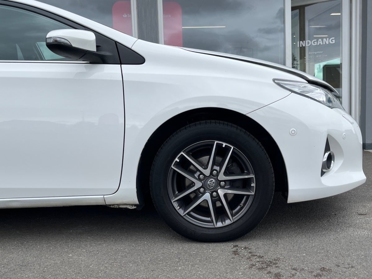 Billede af Toyota Auris 1,8 Hybrid H2 Premium CVT