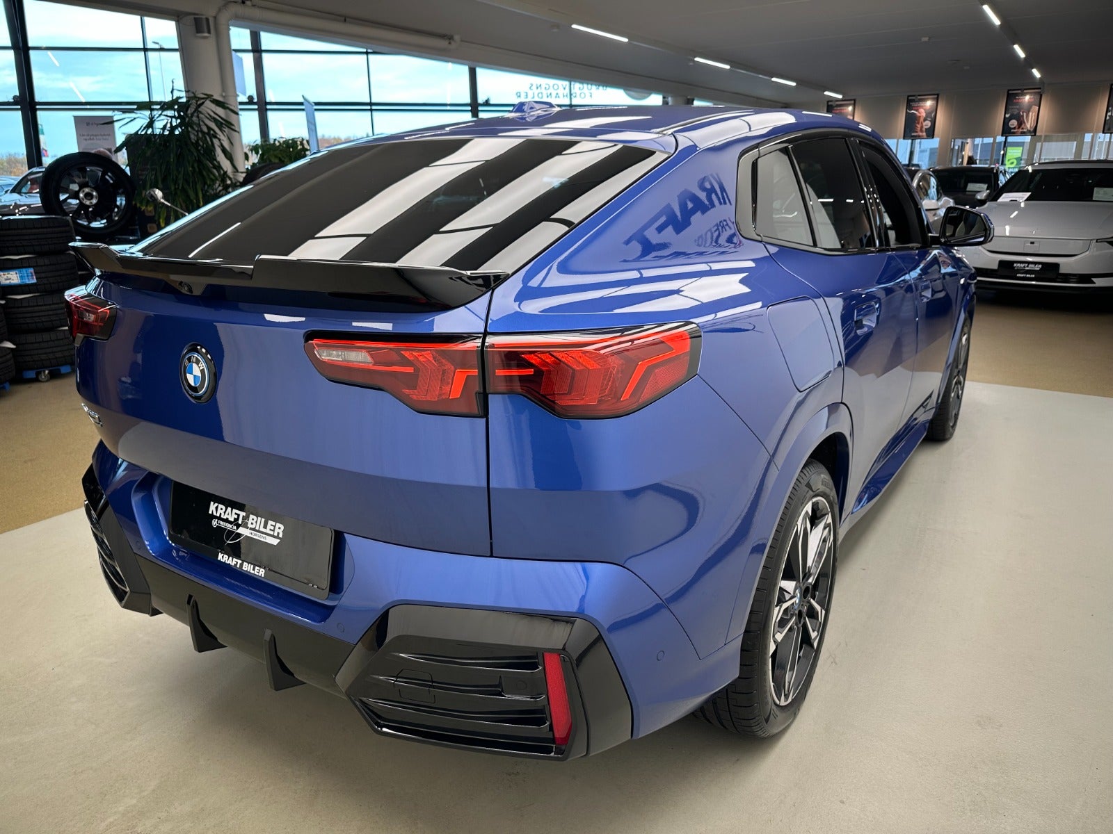 Billede af BMW iX2  eDrive20 M-Sport