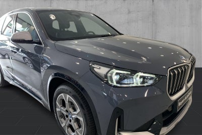 BMW iX1 xDrive30 X-Line