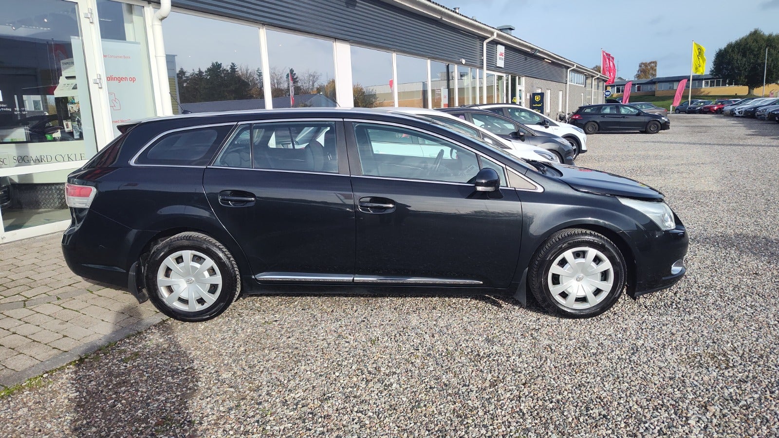 Toyota Avensis 2011