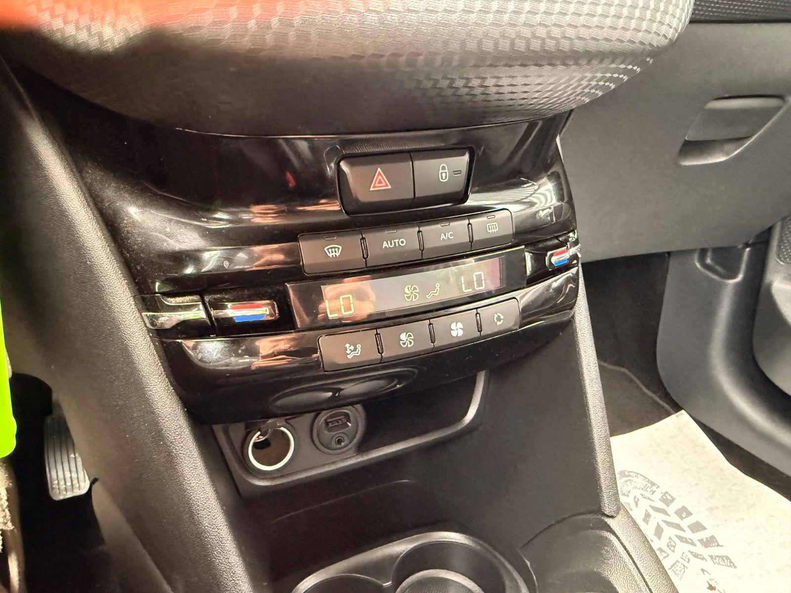 Billede af Peugeot 208 1,6 BlueHDi 100 Allure