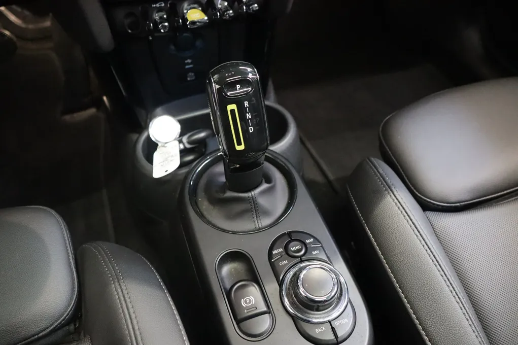 MINI Cooper SE Camden Edition