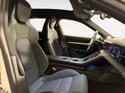 Porsche Taycan 4S Performance+ Cross Turismo