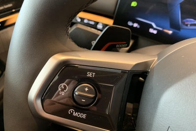 BMW i5 eDrive40 Touring Fully Charged