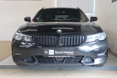 BMW 330e Touring Sport Line aut.