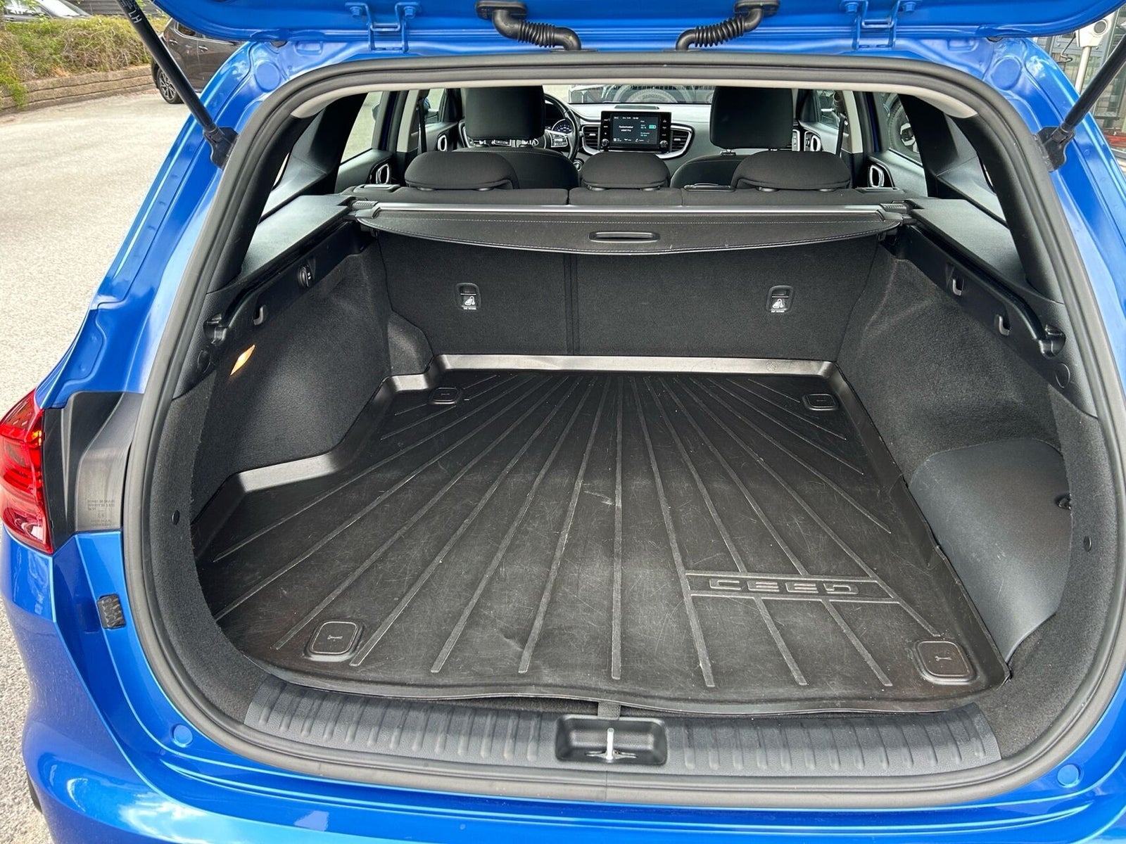 Kia Ceed PHEV Prestige SW DCT