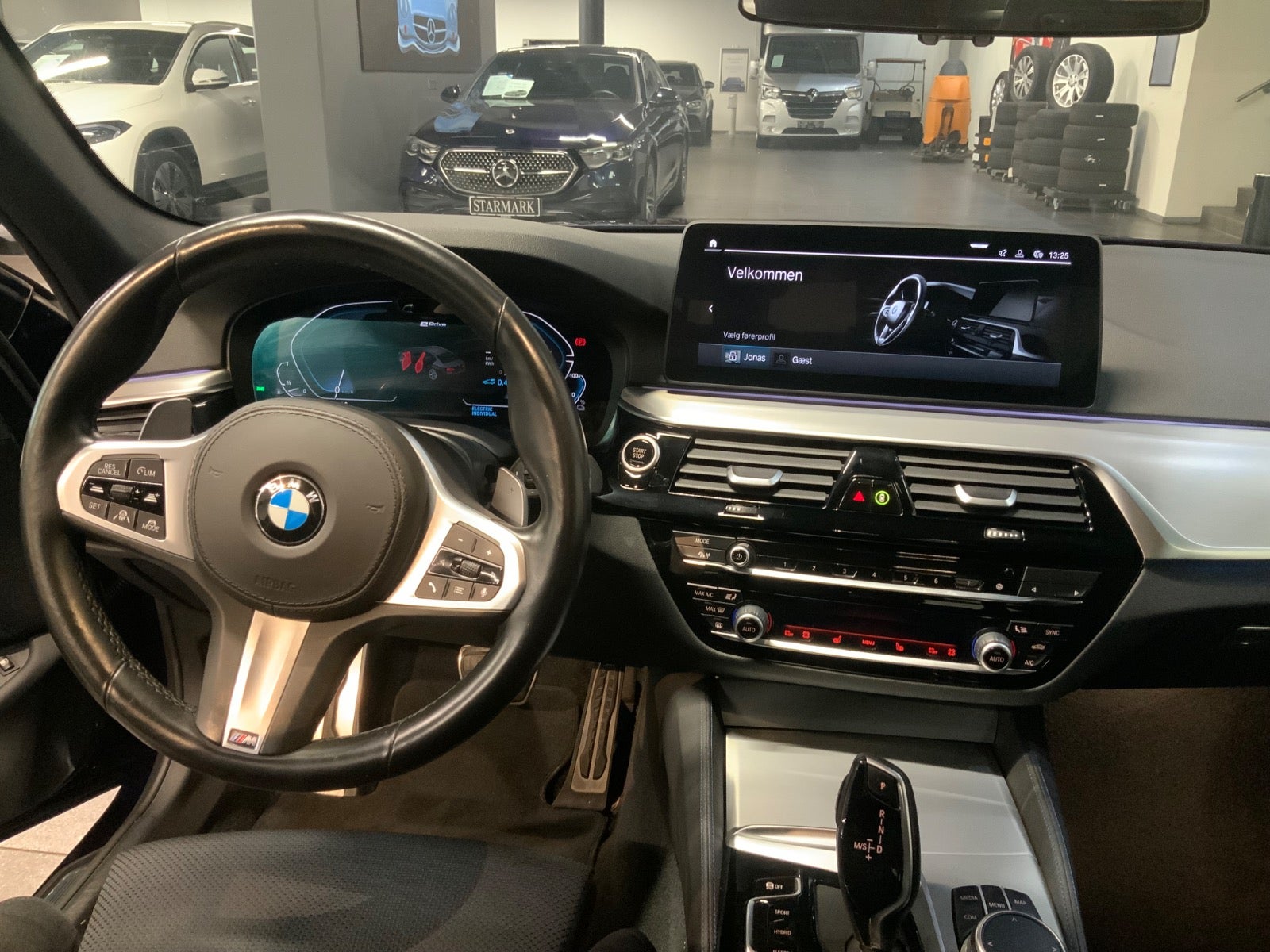 BMW 530e (8/8)