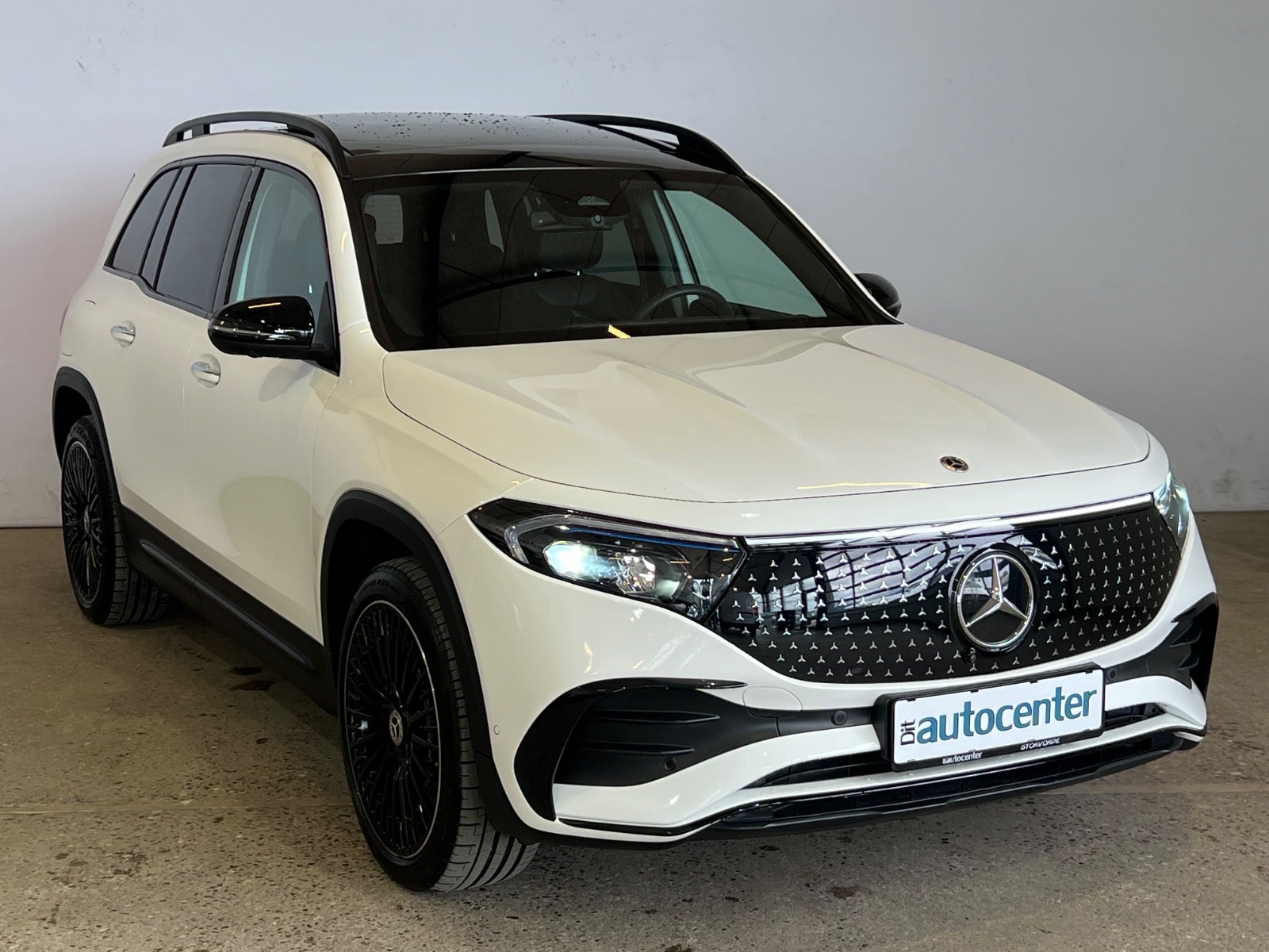 Mercedes EQB300 AMG Line 4Matic Van