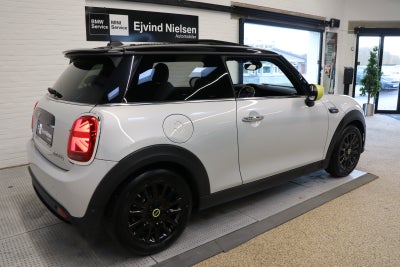 MINI Cooper SE Camden Edition