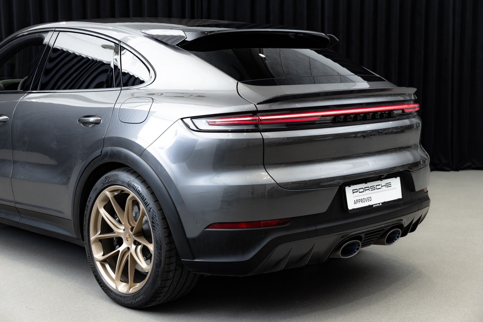 Gallery image 5 of 18